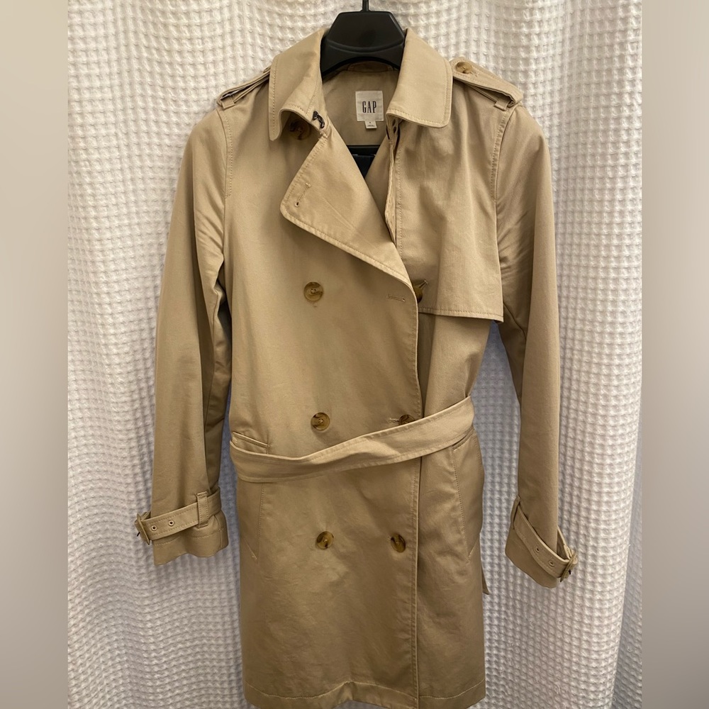 Khaki Gap trench coat